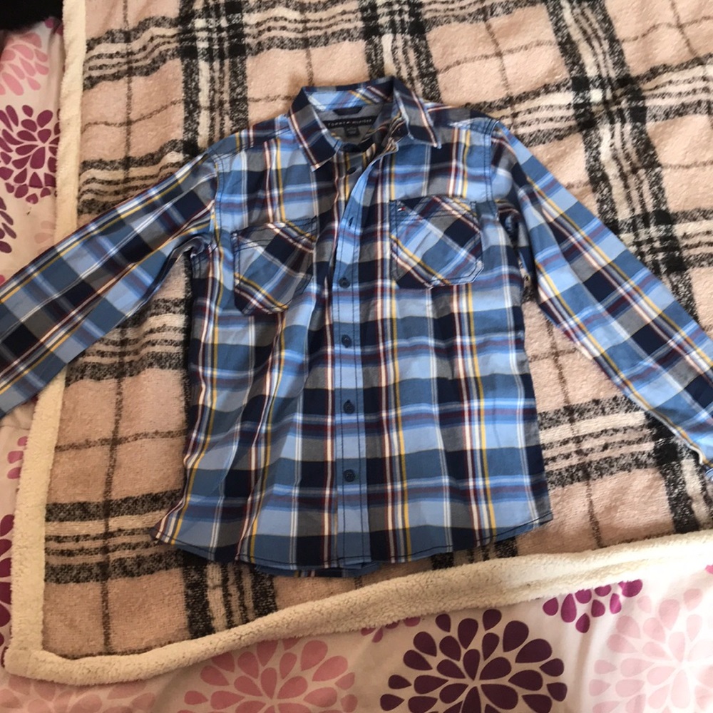Tommy Hilfiger Boys Button Down Dress Shirt